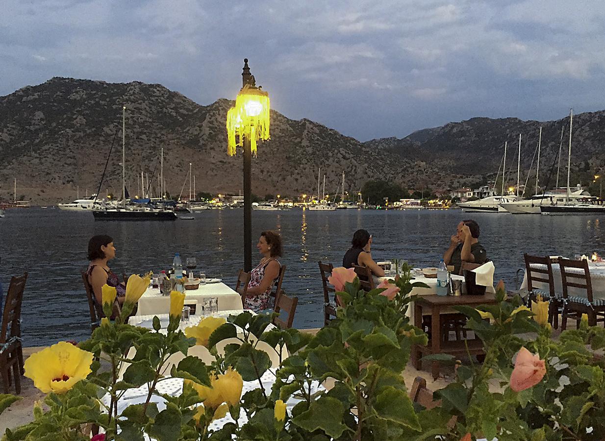 Giritimu Evleri Bed and Breakfast Selimiye  Buitenkant foto